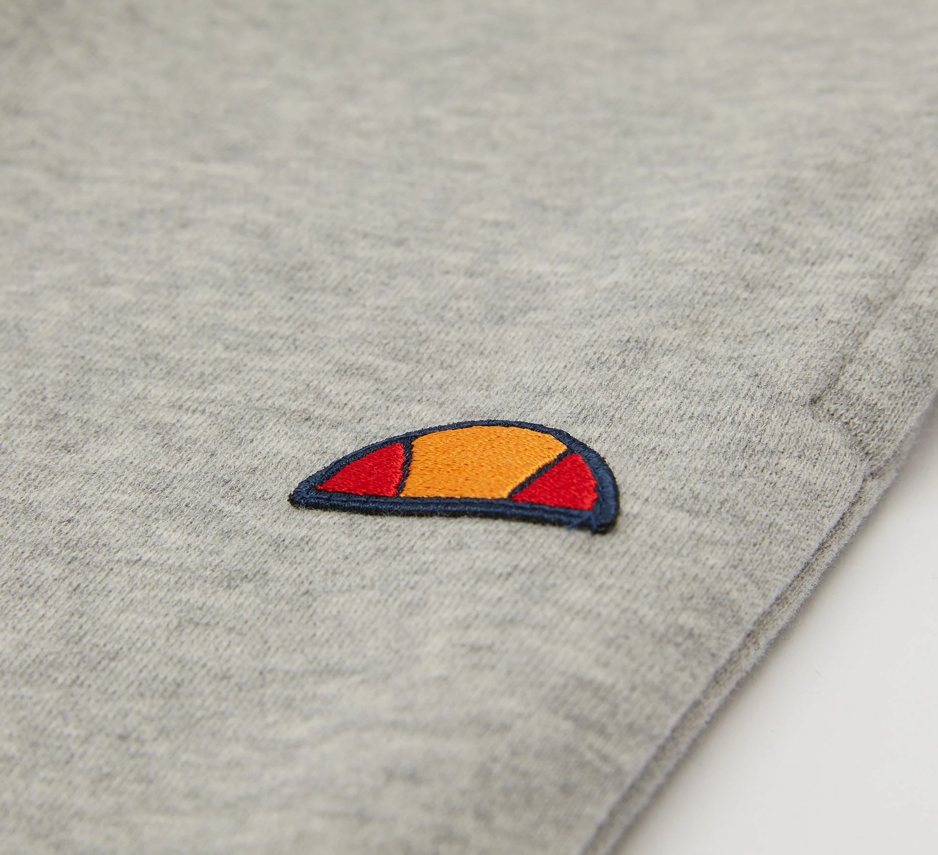 Ellesse Colino Jogginghose Kinder Grau - Weiß - Rot 5 Ellesse Colino Jogginghose Kinder Grau - Weiß - Rot – Bild 3