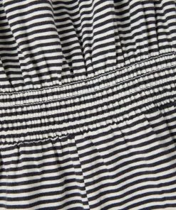 Name It Jasphine Playsuit Kinder Marine - Weiß -Didriksons-shop Name It Jasphine Playsuit Junior 3 2204211502 2