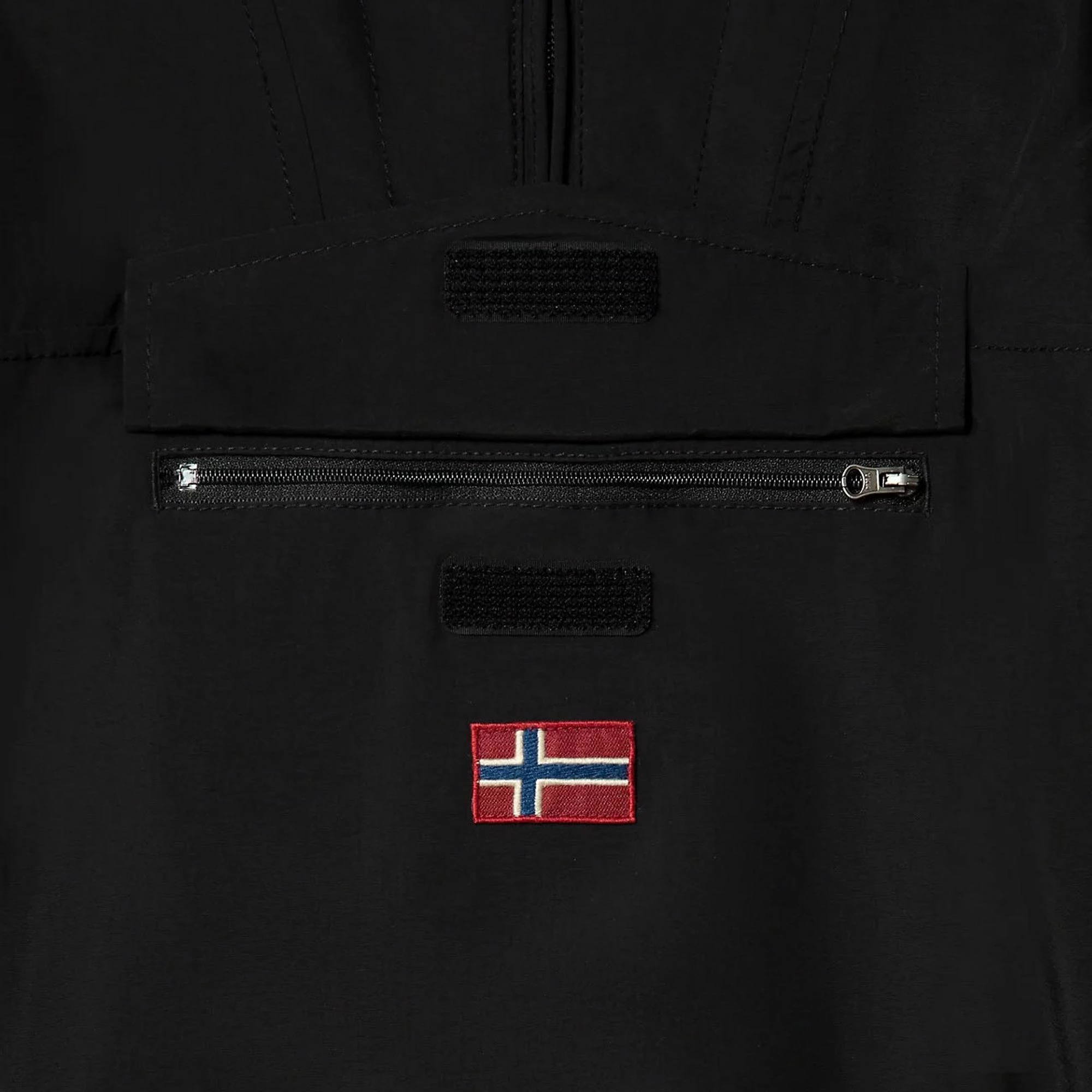 Napapijri Rainforest Winter Anorak Kinder Schwarz 7 Napapijri Rainforest Winter Anorak Kinder Schwarz – Bild 5