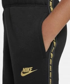 Nike Sportswear Repeat Fleece Jogginghose Kinder Schwarz - Gold -Didriksons-shop Nike Sportswear Repeat Fleece Joggingsbroek Junior 3 2201191139 1